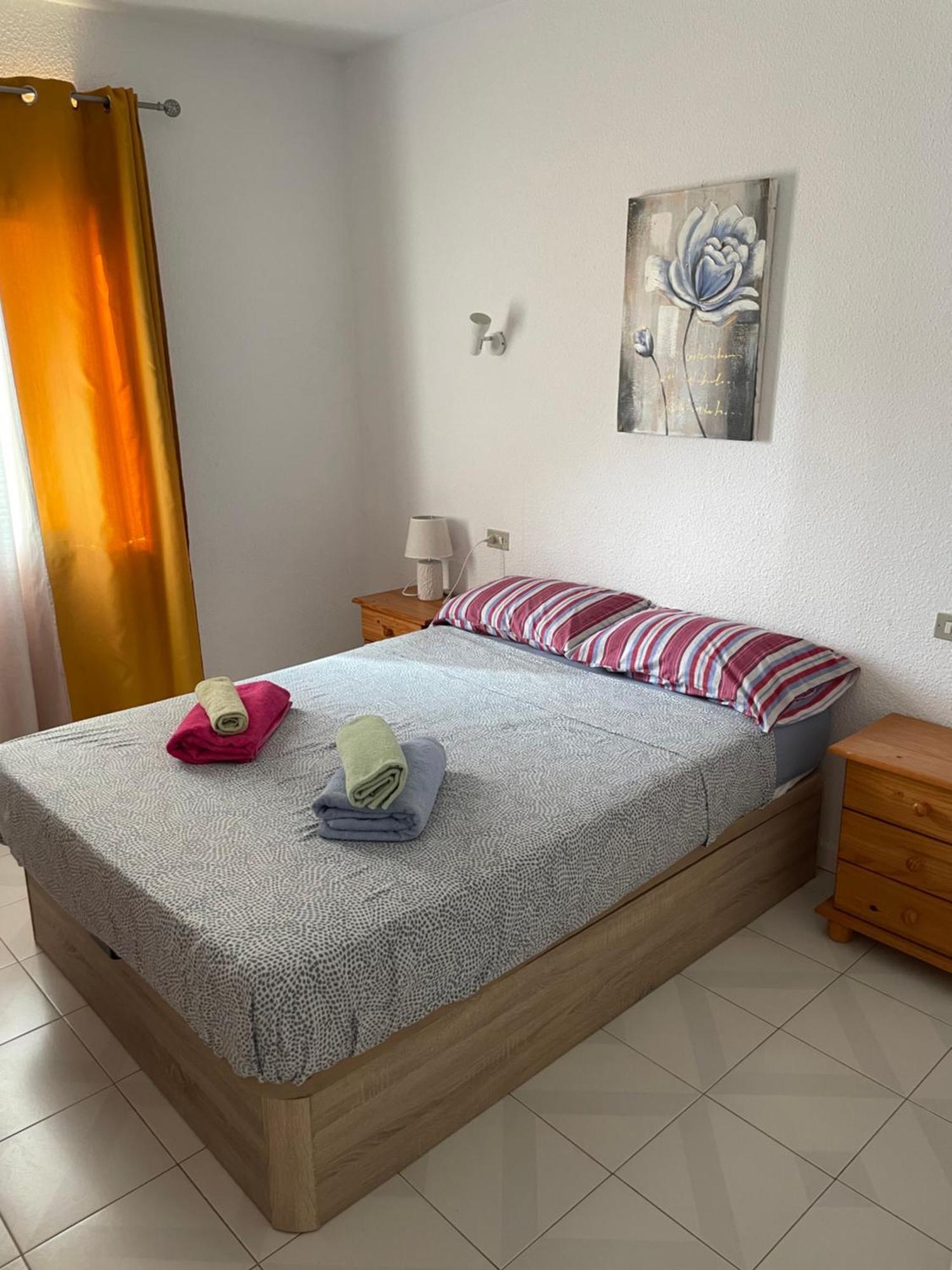 Apt Los Cristianos Beach 1 エクステリア 写真